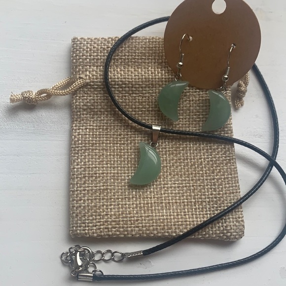Green Aventurine Moon Necklace Green Aventurine Moon Earrings Matching Set - Picture 1 of 3